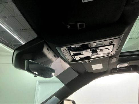 Used 2025 Cadillac Escalade V AWD/4WD image 42