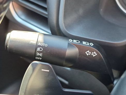 Used 2025 Nissan Rogue SV AWD/4WD image 20