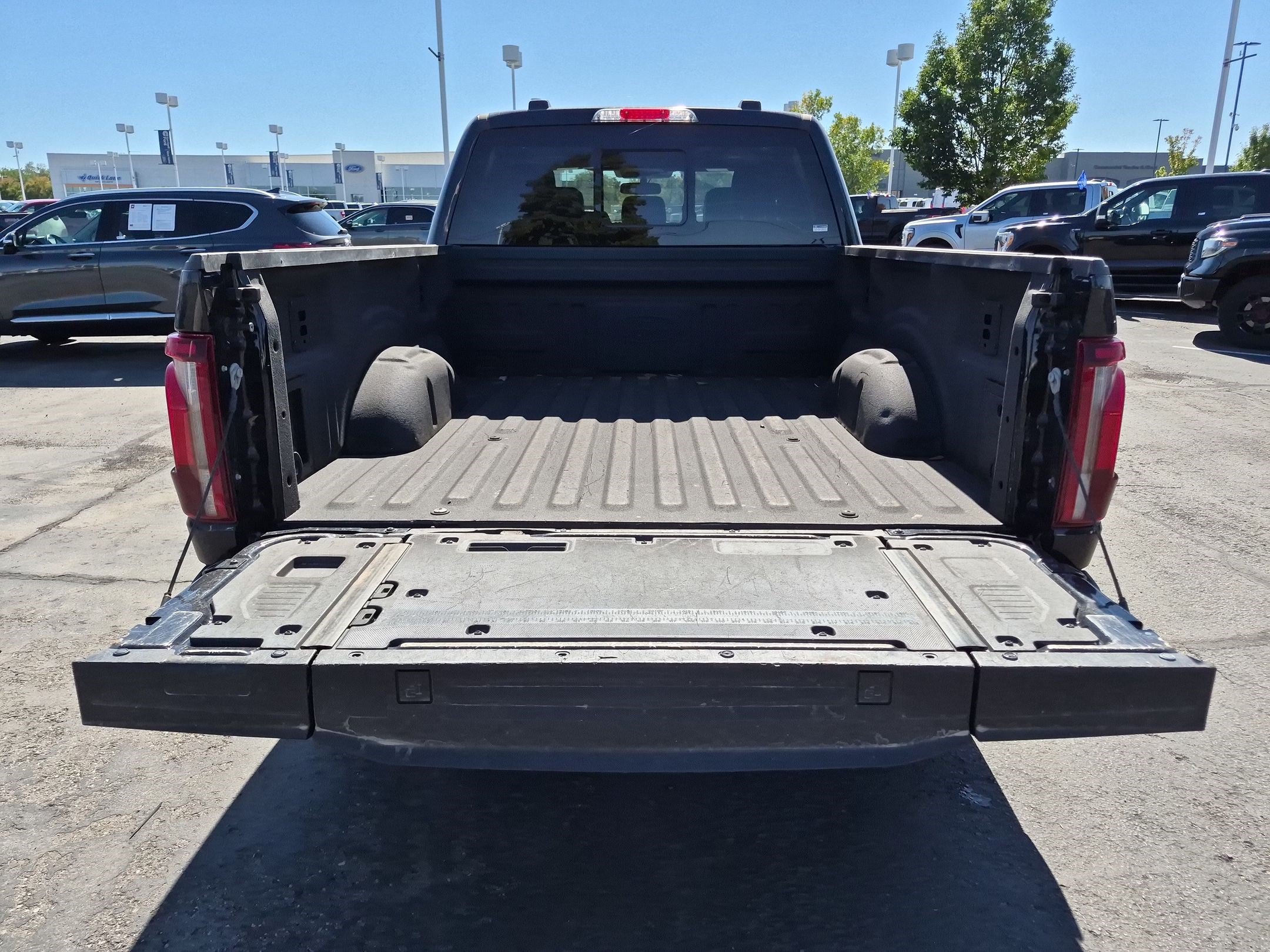 Used 2024 Ford F150 Lariat w/ Equipment Group 502A High AWD/4WD image 33