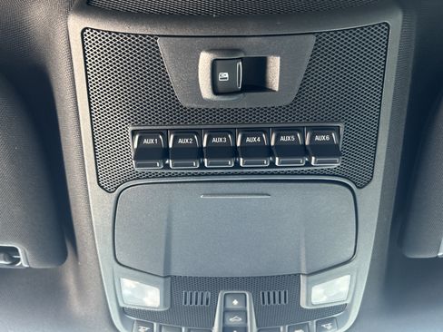 Used 2022 Ford F250 Lariat w/ Lariat Ultimate Package AWD/4WD image 22