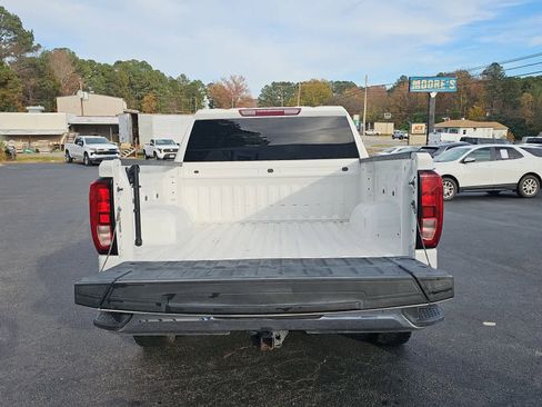 Used 2023 GMC Sierra 1500 SLE image 28