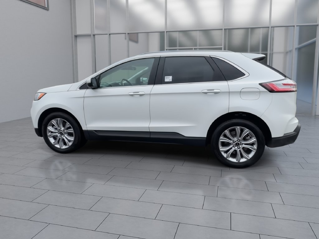 Used 2024 Ford Edge Titanium AWD/4WD image 5