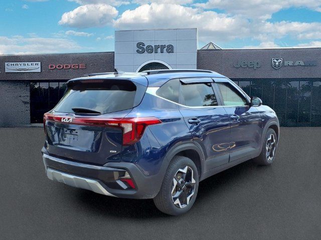 Used 2024 Kia Seltos EX AWD/4WD image 7