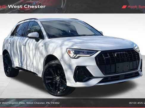 Used 2024 Audi Q3 2.0T Premium image 1