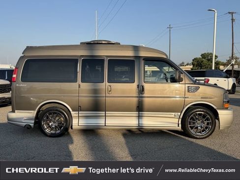Used 2014 Chevrolet Express 1500 RWD image 5