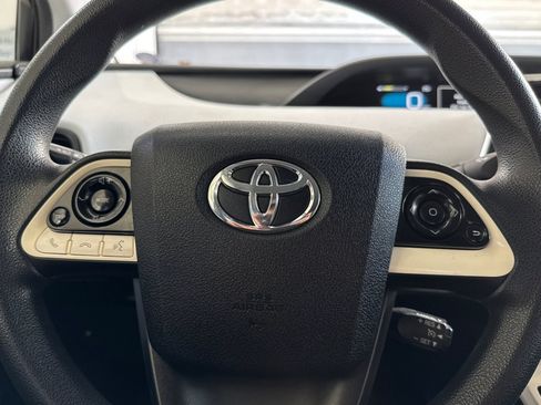 Used 2016 Toyota Prius Two FWD image 29