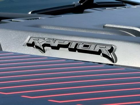 Certified 2025 Ford F150 Raptor AWD/4WD image 9