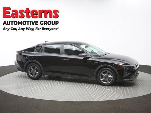 Used 2025 Kia K4 FWD image 45