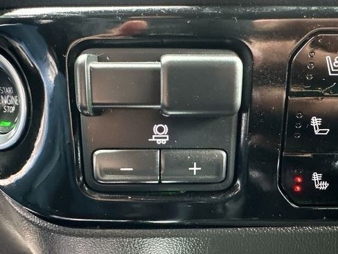 Used 2022 GMC Sierra 1500 SLT w/ SLT Premium Plus Package image 39