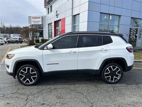 Used 2018 Jeep Compass Limited w/ Navigation Group image 5