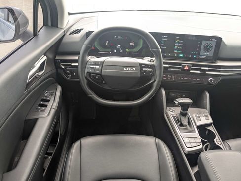 Certified 2026 Kia Sportage EX FWD image 18
