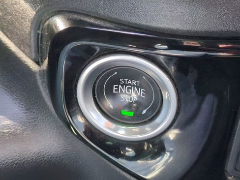 Used 2024 Chevrolet Silverado 2500 LT image 27