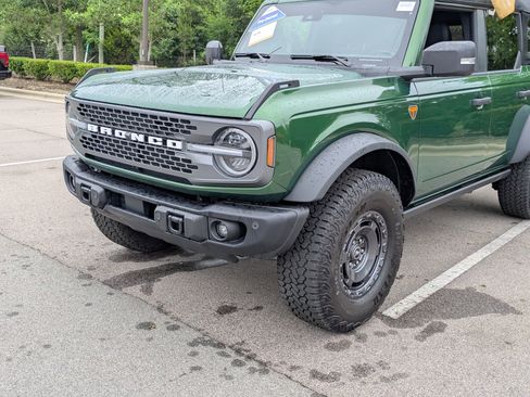 Certified 2025 Ford Bronco Badlands AWD/4WD image 10