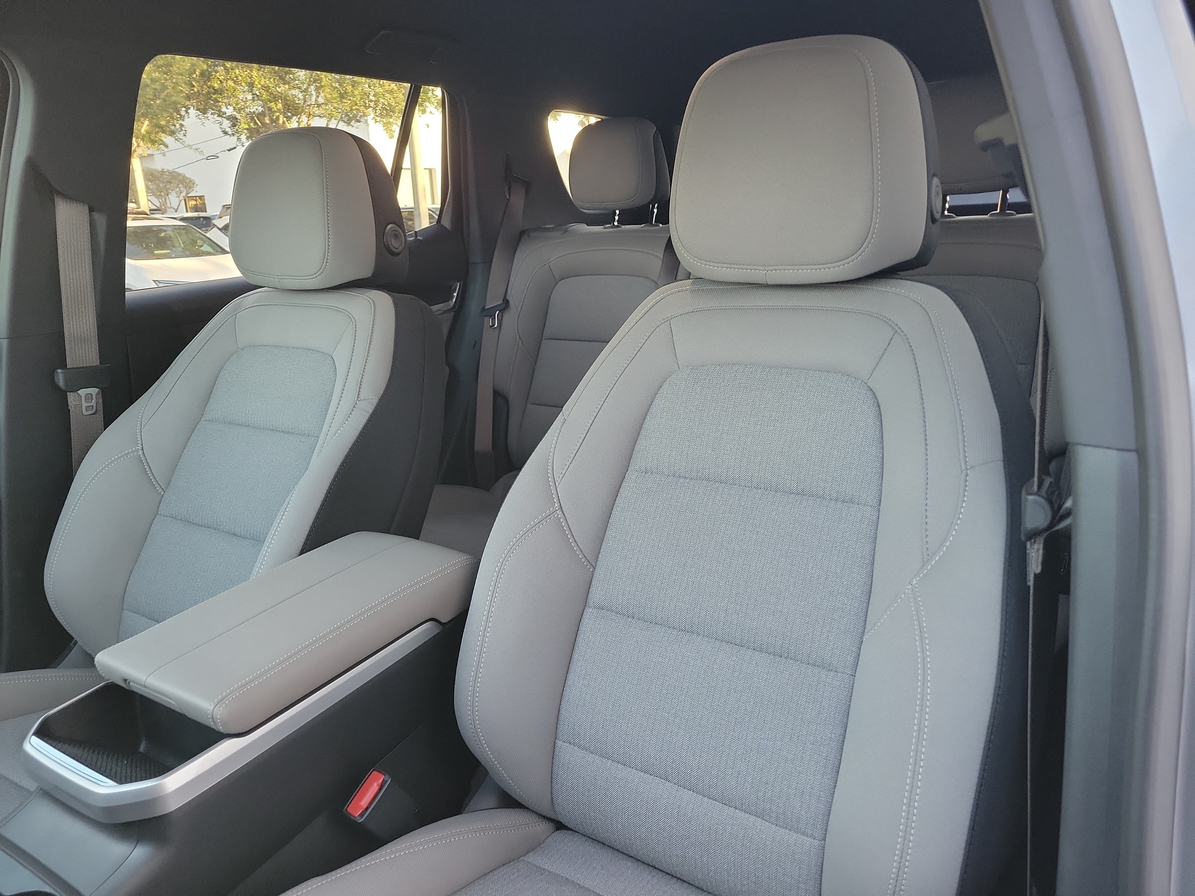 New 2027 GMC Terrain Elevation w/ LPO, Floor Liner Package FWD image 20