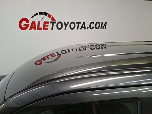 Used 2025 Toyota Tundra SR5 w/ SR5 Convenience Package AWD/4WD image 8