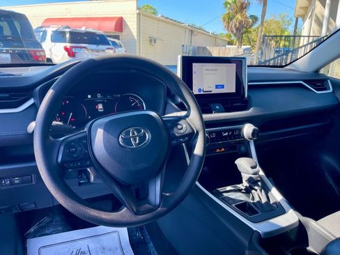 Used 2023 Toyota RAV4 XLE image 13