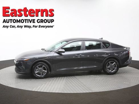 Used 2025 Kia K4 LXS FWD image 58