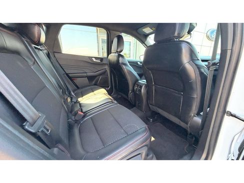 Used 2023 Ford Escape ST-Line Select w/ Tech Pack #1 AWD/4WD image 9