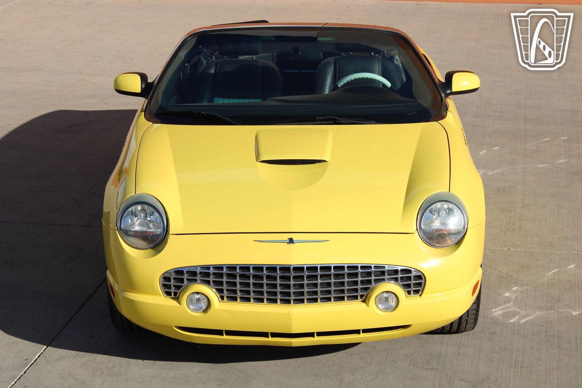 Used 2004 Ford Thunderbird RWD image 8