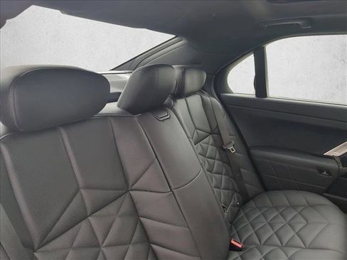 Used 2025 BMW 740i xDrive w/ Premium Package AWD/4WD image 22