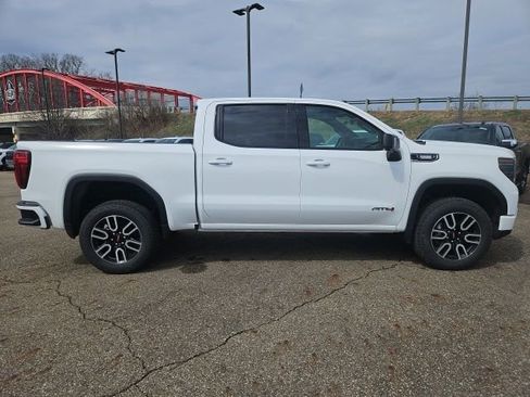 New 2026 GMC Sierra 1500 AT4 w/ AT4 Premium Package AWD/4WD image 6