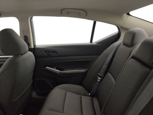 Used 2023 Nissan Altima 2.5 SV image 18