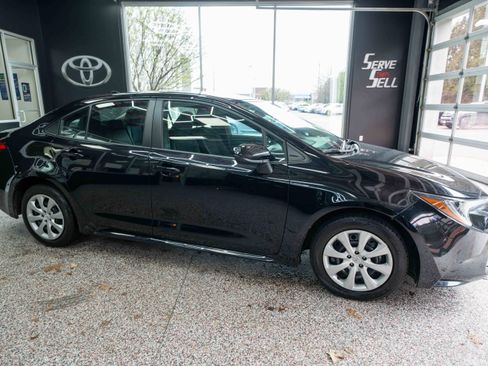 Certified 2024 Toyota Corolla LE image 6