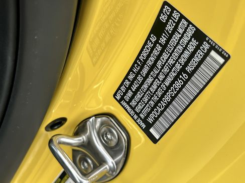 Used 2023 Porsche 911 Carrera image 28