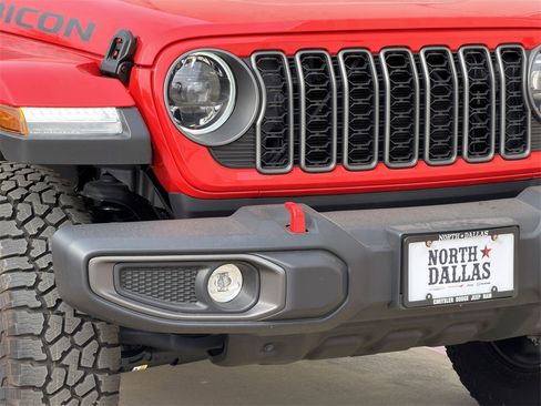 New 2025 Jeep Gladiator Rubicon w/ Convenience Group image 7