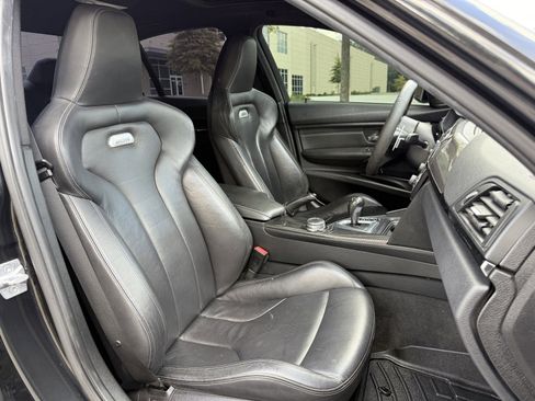 Used 2015 BMW M3 image 38