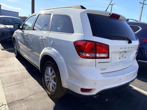 Used 2017 Dodge Journey SXT w/ Premium Group image 5