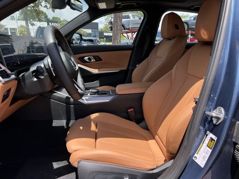Used 2025 BMW M340i Sedan RWD image 16