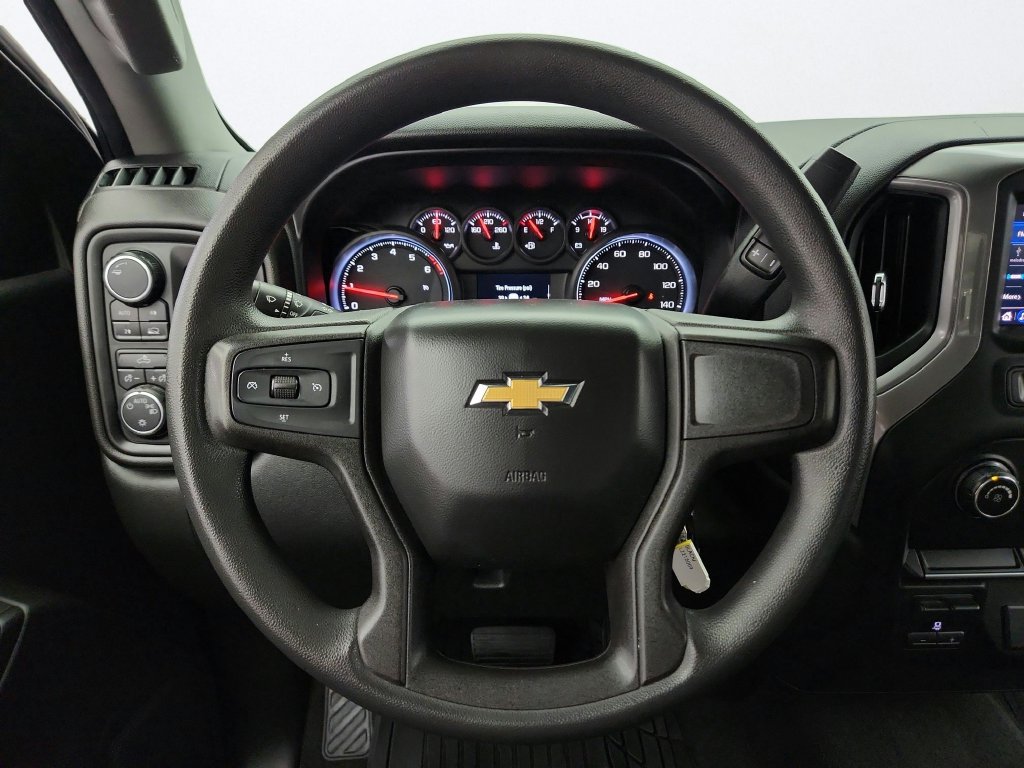 Used 2020 Chevrolet Silverado 1500 Custom w/ Custom Value Package AWD/4WD image 13
