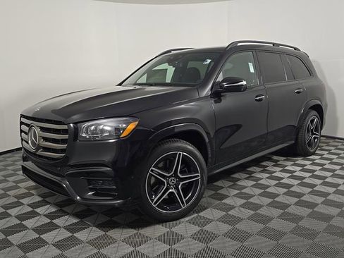 New 2026 Mercedes-Benz GLS 450 4MATIC image 1