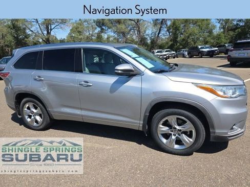 Used 2016 Toyota Highlander Limited AWD/4WD image 2