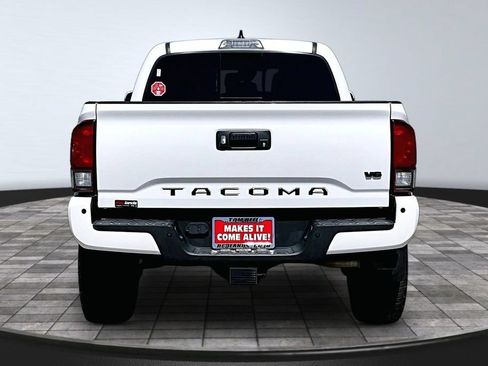 Used 2019 Toyota Tacoma TRD Sport w/ Technology Package RWD image 23