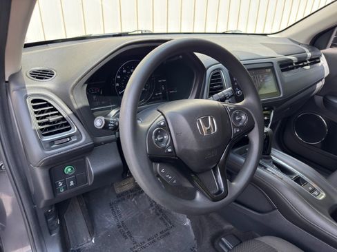 Used 2022 Honda HR-V EX image 13