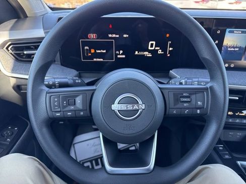 New 2026 Nissan Kicks SV image 17