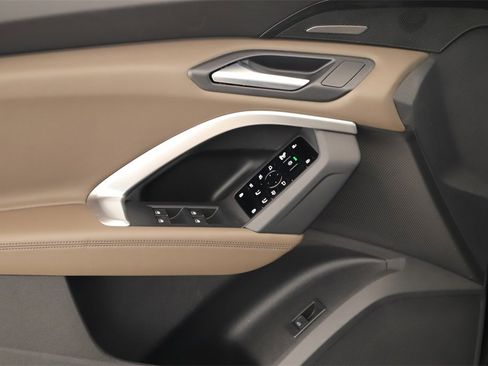 New 2025 Audi Q5 2.0T Premium Plus image 22