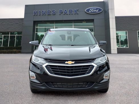 Used 2020 Chevrolet Equinox LT w/ Driver Convenience Package AWD/4WD image 2