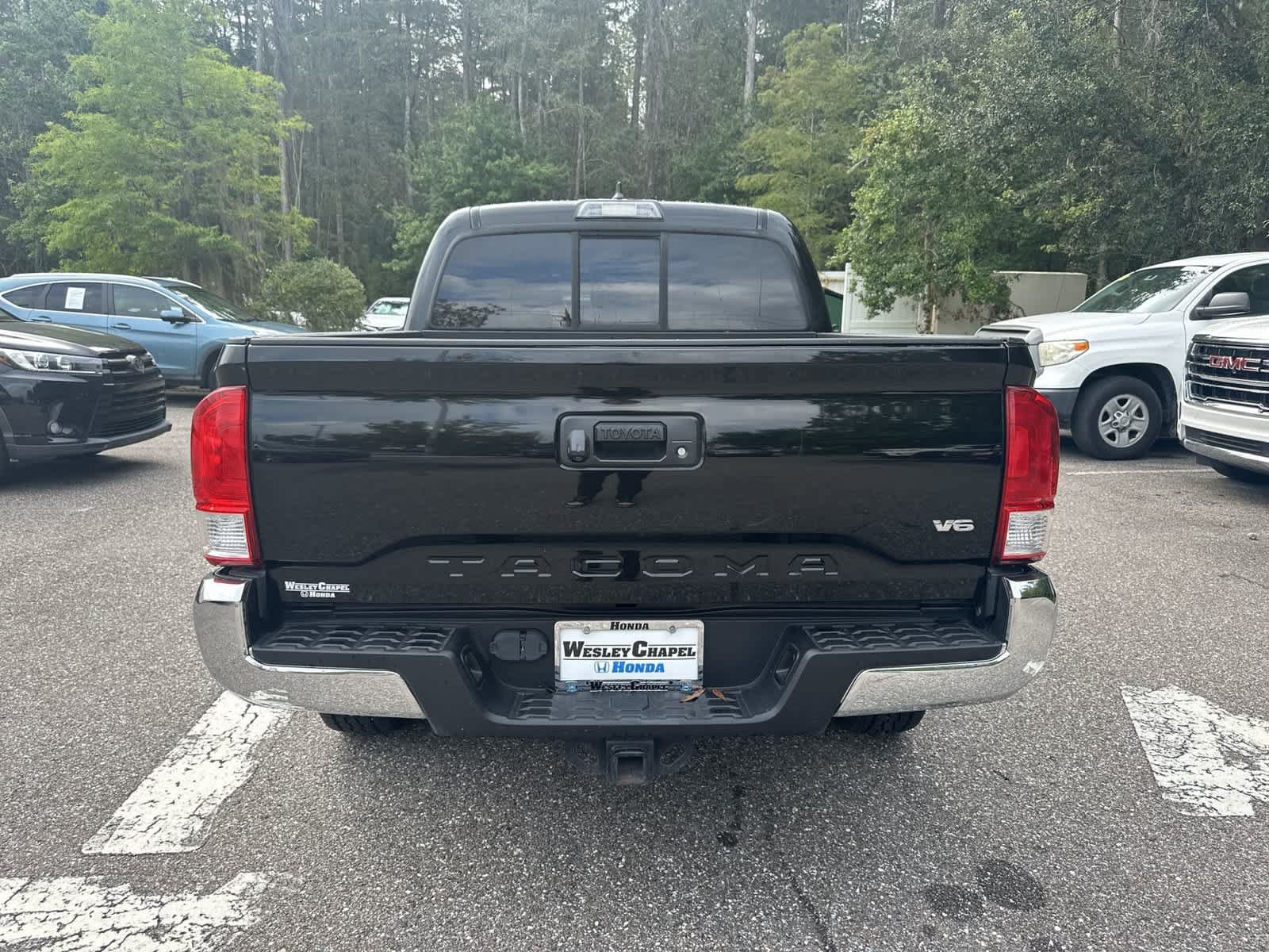 Used 2016 Toyota Tacoma SR5 w/ SR5 Appearance Package (SN) RWD image 5