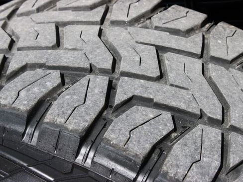 Used 2022 Chevrolet Silverado 3500 LTZ w/ Z71 Off-Road Package image 17