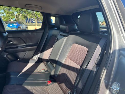 Used 2026 Nissan Kicks SR AWD/4WD image 22