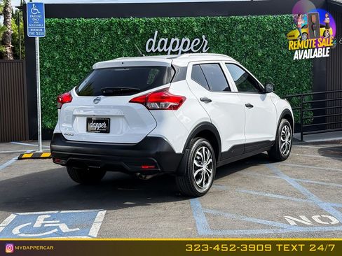 Used 2019 Nissan Kicks S FWD image 5