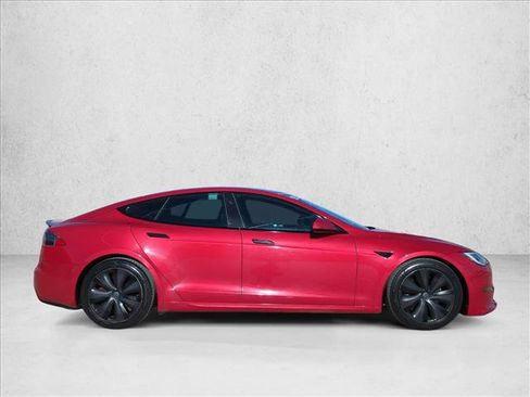 Used 2021 Tesla Model S Plaid image 4