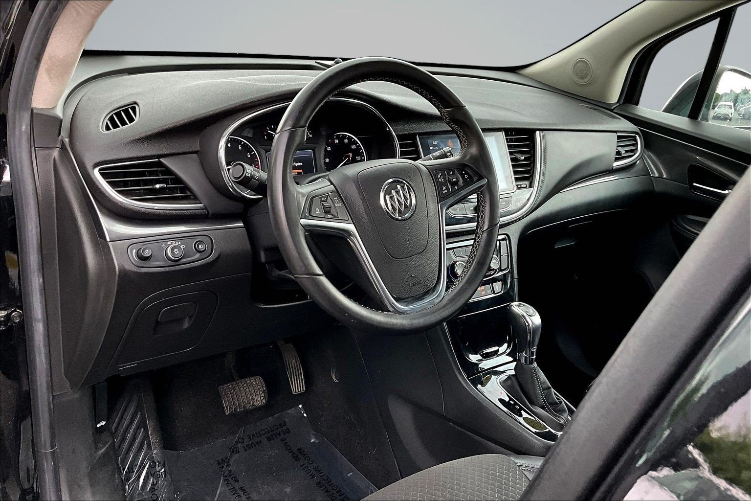 Used 2017 Buick Encore Preferred AWD/4WD image 14