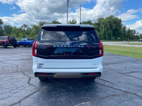 New 2025 Ford Expedition Max King Ranch AWD/4WD image 9
