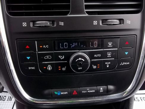 Used 2013 Dodge Grand Caravan R/T w/ Safety Sphere Group FWD image 26