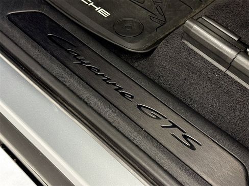 Used 2025 Porsche Cayenne GTS image 13