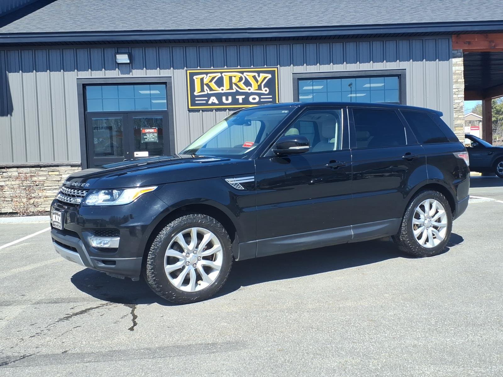 Used 2015 Land Rover Range Rover Sport HSE AWD/4WD image 4